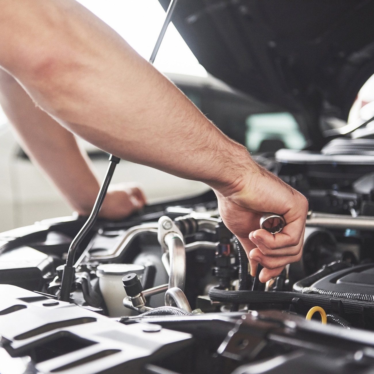 Car servicing at Basingstoke Autocentre